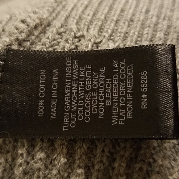 Express men's quarter zip sweater - Picture 7 of 7